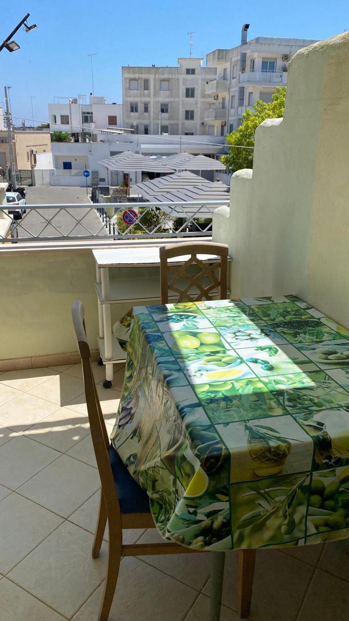 Casa Vacanze Torre Dell Orso Piazza 100M Dal Mare Torre dell'Orso Exterior photo